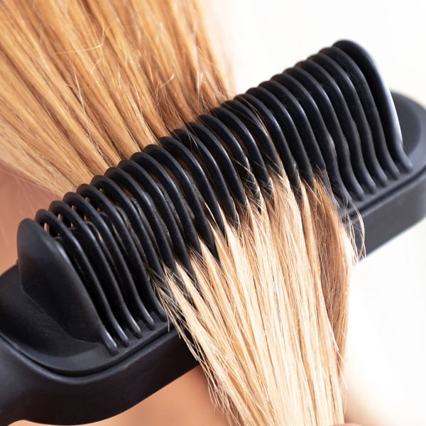 Ceramic Straightening Brush